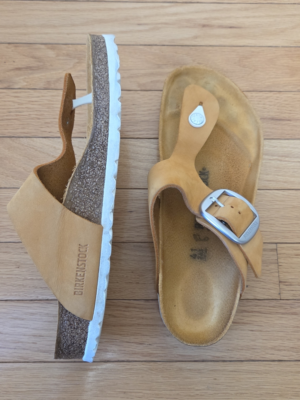Birkenstock Gizeh Big Buckle Apricot Color Nubuck Leather Women's Suede Sandals